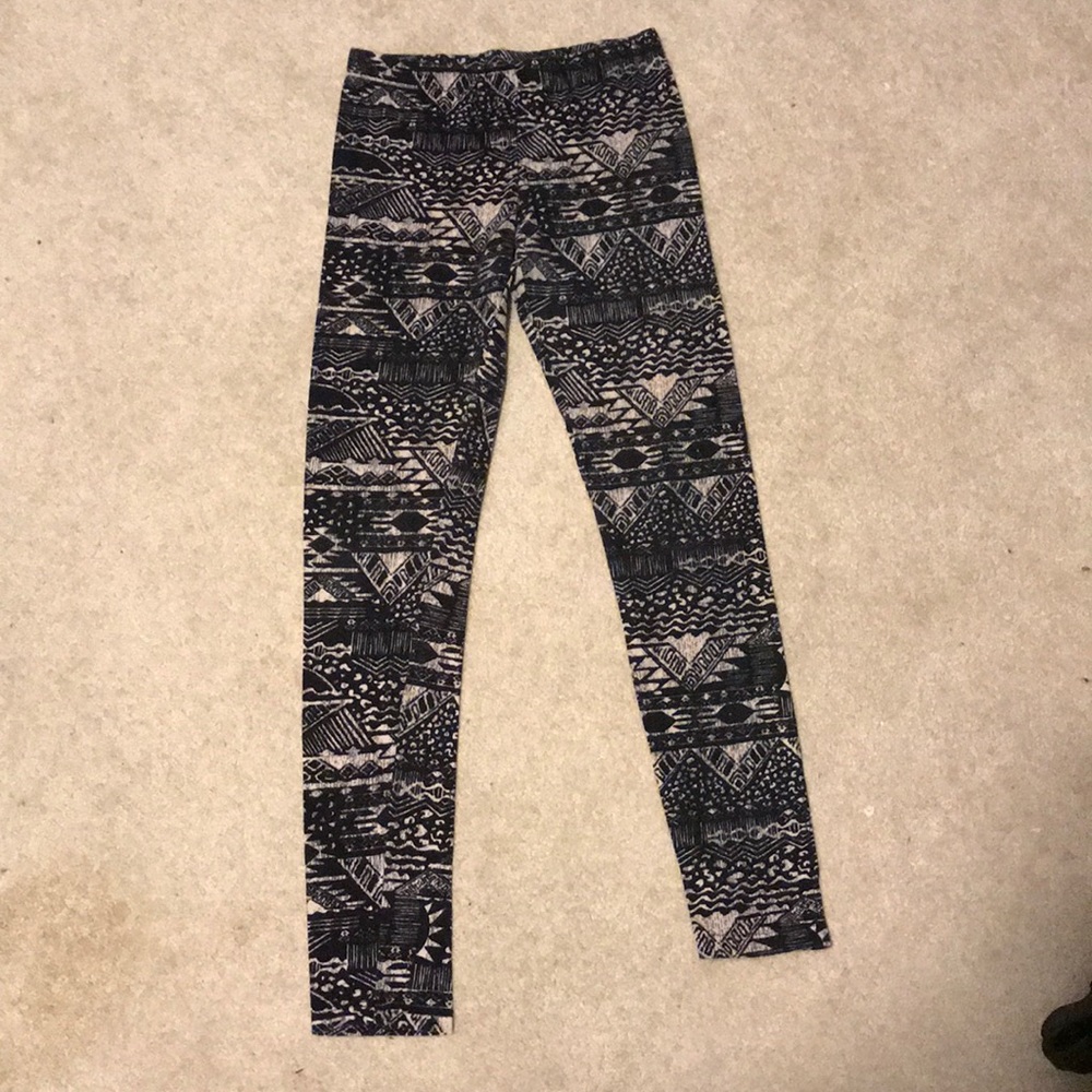 Patterned leggings